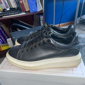 Alexander McQueen tennis shoe used